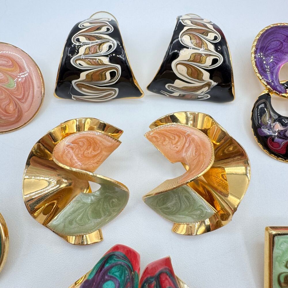 Vintage Swirled Enamel Metal Pierced Stud Earring Lot Costume Jewelry 10 Pair - Picture 3 of 8